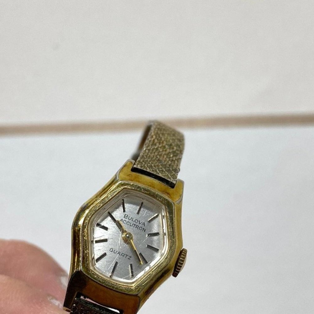 Bulova watch vintage 10k gp